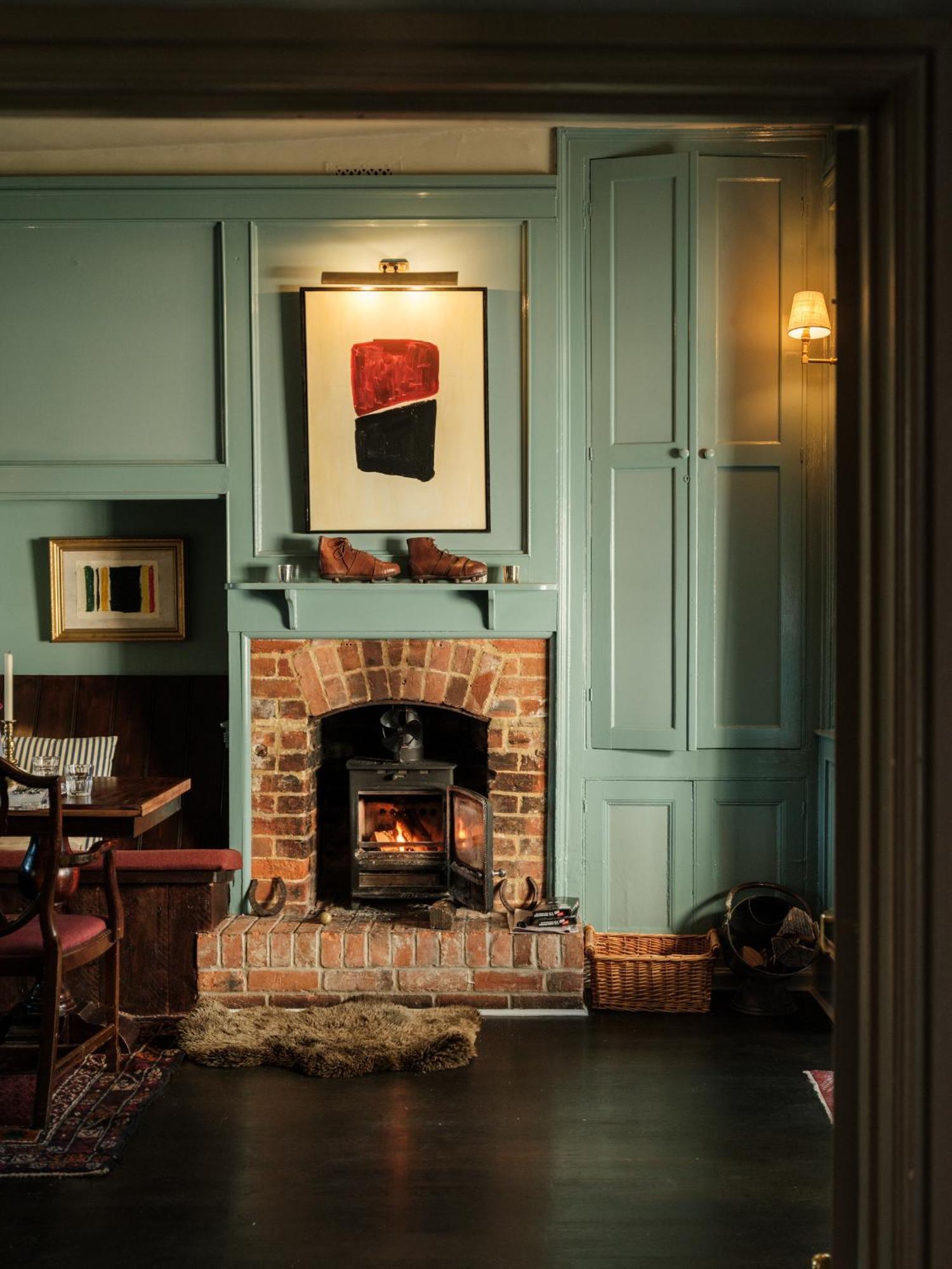 The Grosvenor Arms Hotel Hindon Buitenkant foto