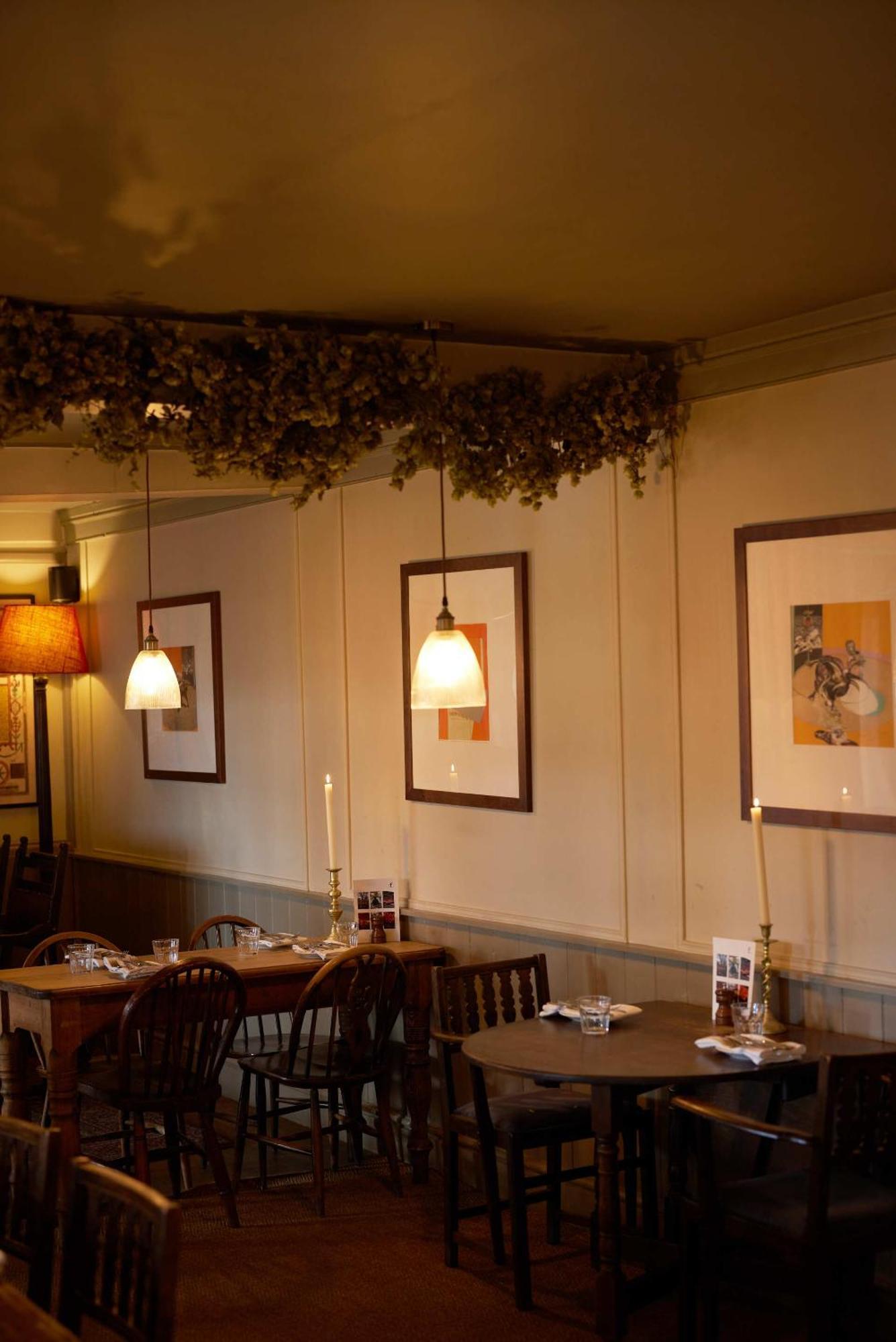 The Grosvenor Arms Hotel Hindon Buitenkant foto