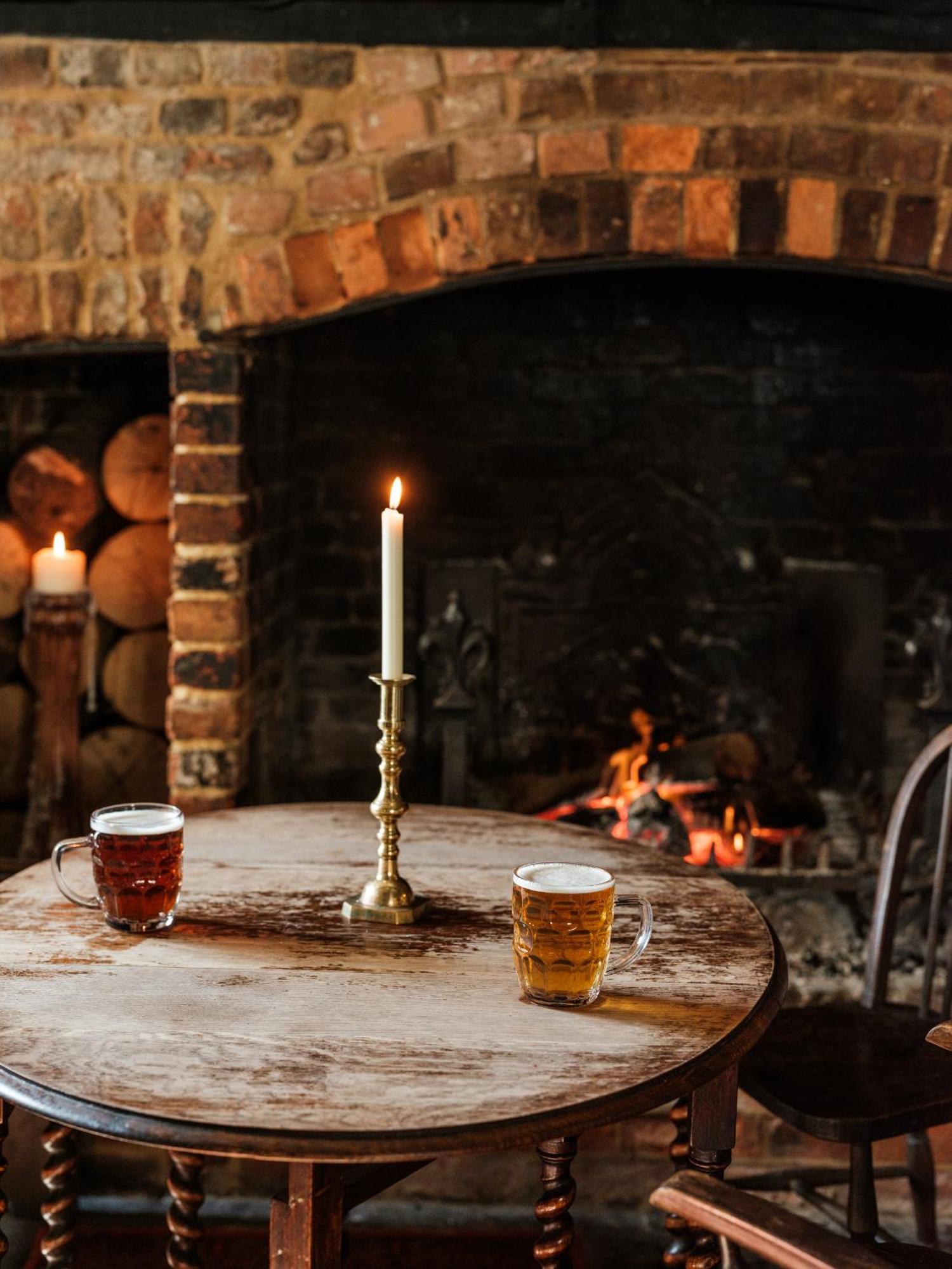 The Grosvenor Arms Hotel Hindon Buitenkant foto